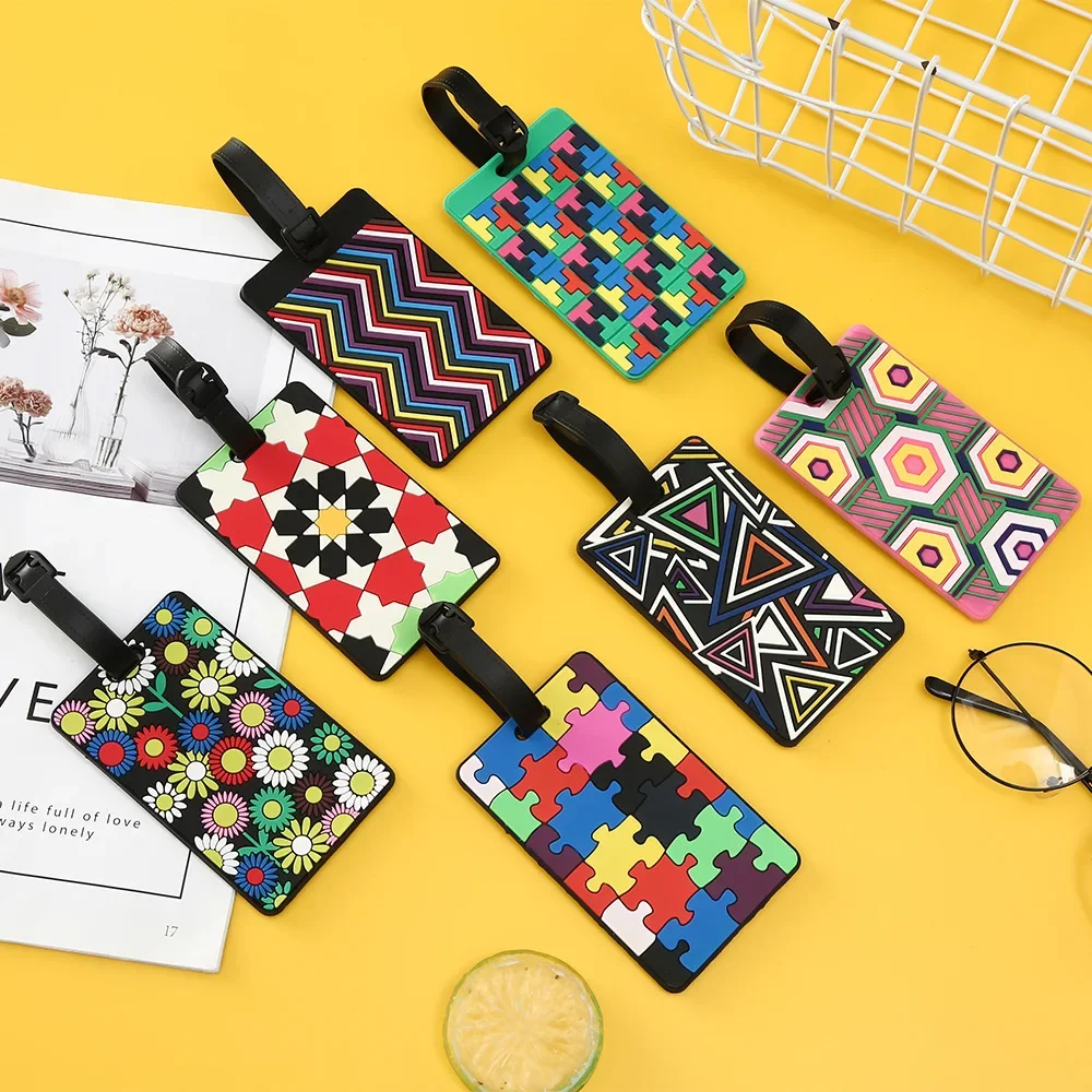 Étiquettes de bagage géométriq - Travel Accessories List avis et prix