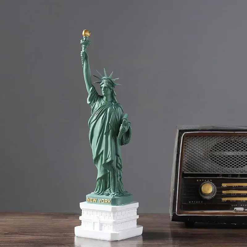 Modèle de Statue de Pages de N - Travel Accessories New York avis et prix